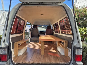 Mazda Bongo 2006 photo 2