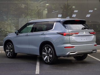 Mitsubishi Outlander 2026 photo 3