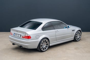 BMW M3 2003 photo 3