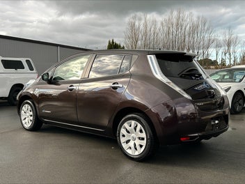 Nissan Leaf 2017 photo 5