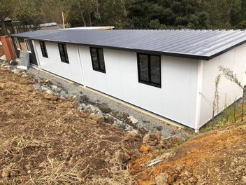 Listing 3 of 16 for 8mX4m cabin kitset(32 sqm cabin kitset) Double-glazed Door &Windows