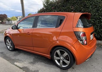 Holden Barina 2013 photo 4