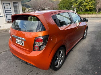 Holden Barina 2013 photo 5
