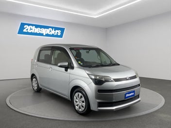 Toyota Spade 2013 photo 4