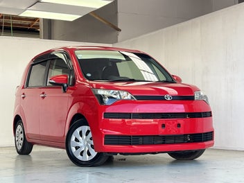 Toyota Spade 2013 photo 4