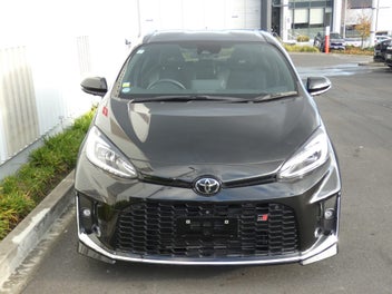 Toyota Aqua 2023 photo 4