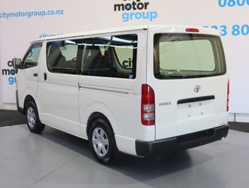 Toyota Hiace 2020 photo 3