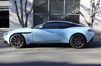 Aston Martin Db11 2017 photo 5