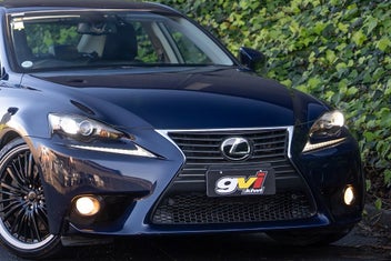 Lexus Is 350 2013 photo 3