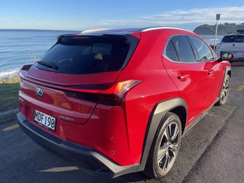 Lexus Ux 250H 2019 photo 3