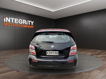 Holden Barina 2017 photo 4