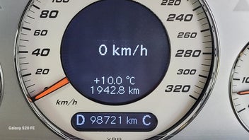 Mercedes-Benz E55 2006 photo 5
