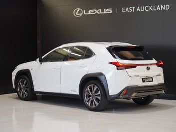 Lexus Ux 250H 2020 photo 3