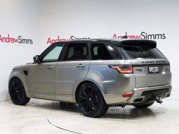 Land Rover Range Rover Sport 2018 photo 3