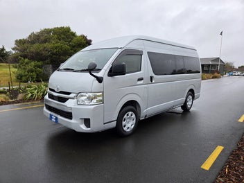 Toyota Hiace 2022 photo 4