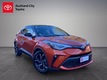 Toyota C-Hr 2020 photo 2