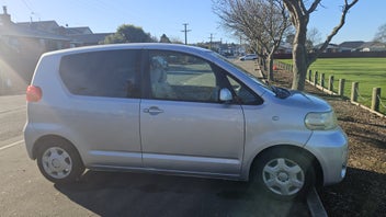 Toyota Porte 2005 photo 5