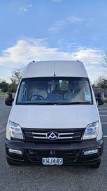 LDV V80 2017 photo 2