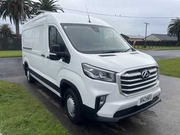 LDV Deliver 9 2022 photo 2
