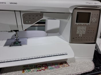 Listing 4 of 8 for Husqvarna Viking DESIGNER TOPAZ 30 Sewing And Embroidery Machine