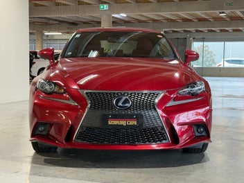 Lexus Is 300H 2014 photo 3