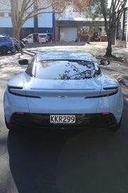 Aston Martin Db11 2017 photo 4