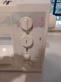 Listing 4 of 6 for Bernia 1008 Sewing Machine