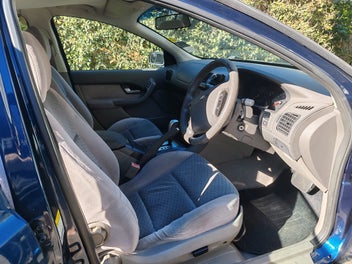Ford Falcon 2004 photo 3