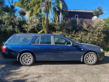 Ford Falcon 2004 photo 5