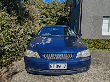 Ford Falcon 2004 photo 2