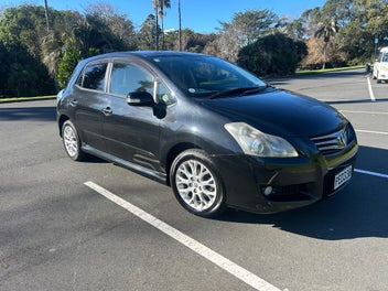 Toyota Blade 2009 photo 2