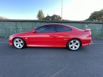 Holden Monaro 2003 photo 4