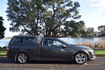 Ford Falcon 2010 photo 2