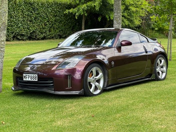 Nissan 350Z 2005 photo 2