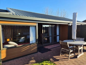 Listing 1 of 15 for Timeshare Ownership / One Week for Sale / Kaimanawa Lodge – Studio Unit