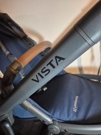 Listing 12 of 17 for UPPAbaby Vista V2 Baby Stroller with bassinet (Great Condition)