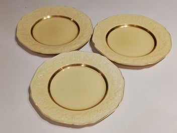 Listing 5 of 19 for Crown Ducal Florentine "Golden Glamour" 37-Piece Antique Dinner Service