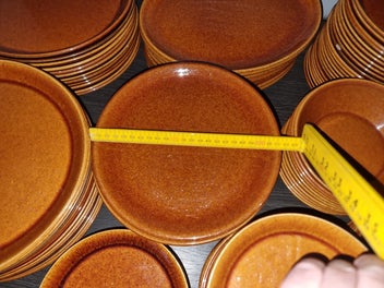 Listing 8 of 20 for Huge Vintage Crown Lynn Flemington Crockery Collection – 117 Pieces!