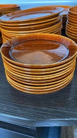 Listing 18 of 20 for Huge Vintage Crown Lynn Flemington Crockery Collection – 117 Pieces!