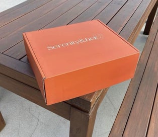 Listing 2 of 4 for Premium Gift Boxes