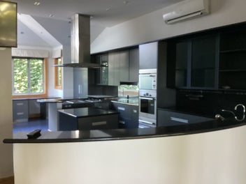 Listing 1 of 9 for Large quality kitchen for removal with all appliances (excluding fridge)