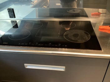 Listing 6 of 9 for Large quality kitchen for removal with all appliances (excluding fridge)