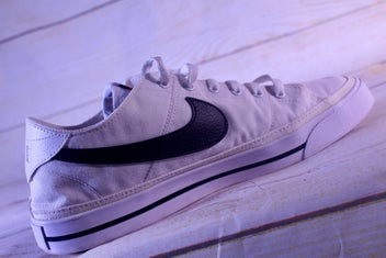 Listing 3 of 18 for NIKE SHOES AMAZING CANVAS SHOES 60% OFF AS NEW "BIG SALE" SIZE 11 $49