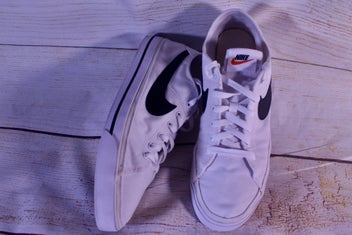 Listing 11 of 18 for NIKE SHOES AMAZING CANVAS SHOES 60% OFF AS NEW "BIG SALE" SIZE 11 $49