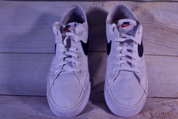 Listing 15 of 18 for NIKE SHOES AMAZING CANVAS SHOES 60% OFF AS NEW "BIG SALE" SIZE 11 $49
