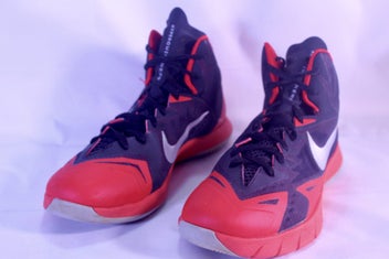 Listing 12 of 17 for NIKE MEN'S SHOES HYPERQUICKNESS BASKETBALL RARE AS NEW SHOE "BIG SALE" SIZ 11$79