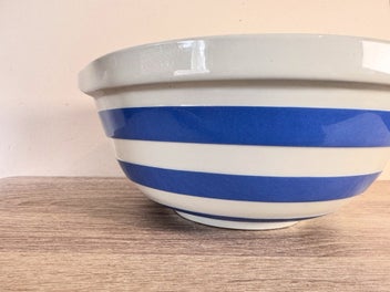 Listing 4 of 4 for Large Corningware mixing bowl