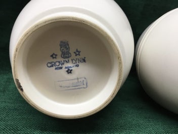 Listing 4 of 10 for Vintage Ernest Shufflebotham Hand-Potted Crown Lynn Vase x2