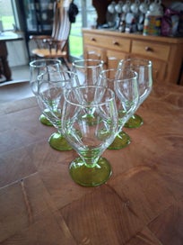 Listing 1 of 4 for VINTAGE URANIUM GLASS SET OF 6 LIQUEUR GLASSES