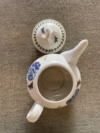 Listing 4 of 5 for Portmeirion hydrangeas tea pot!